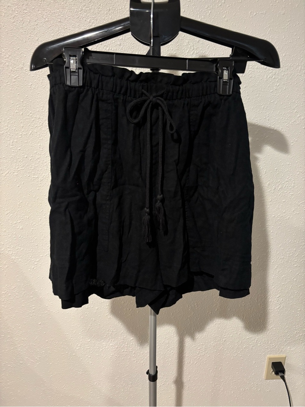 Ava & Viv Black Drawstring Casual Women's Shorts